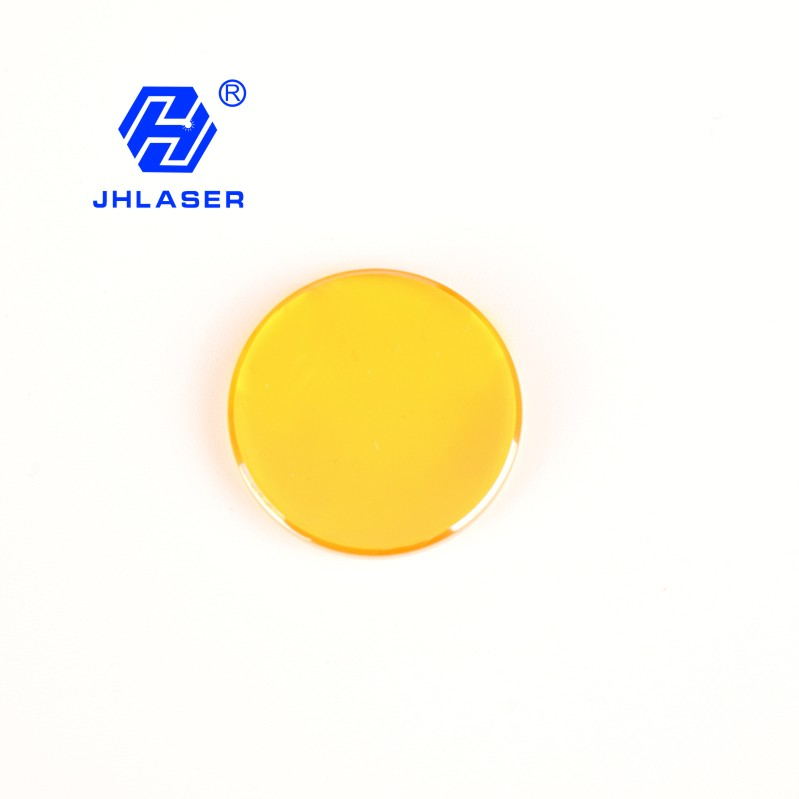 聚焦镜片的焦距是怎样确定的 聚焦镜片的焦距是怎样确定的